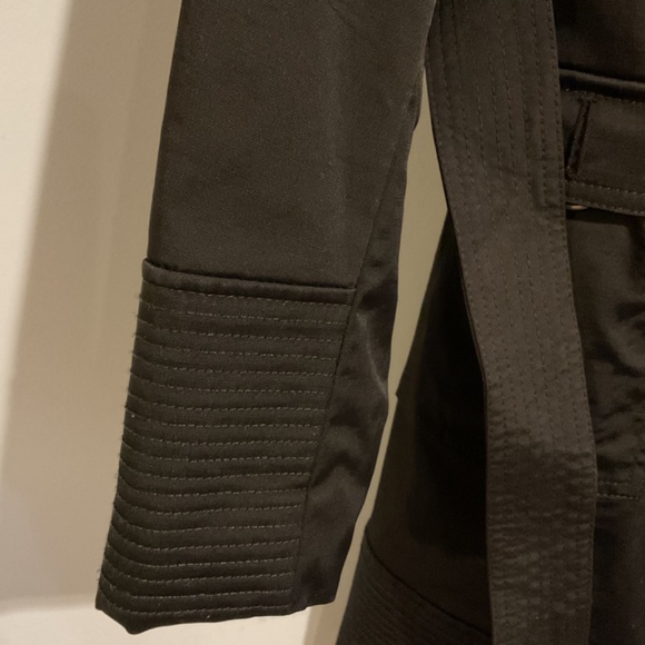 NEW YORK & COMPANY BLACK RAIN COAT SIZE SMALL - Picture 4 of 5